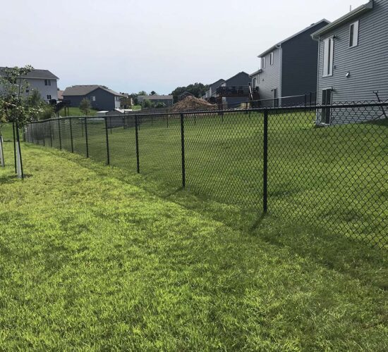 Black Chain Link Fence Mn (11)