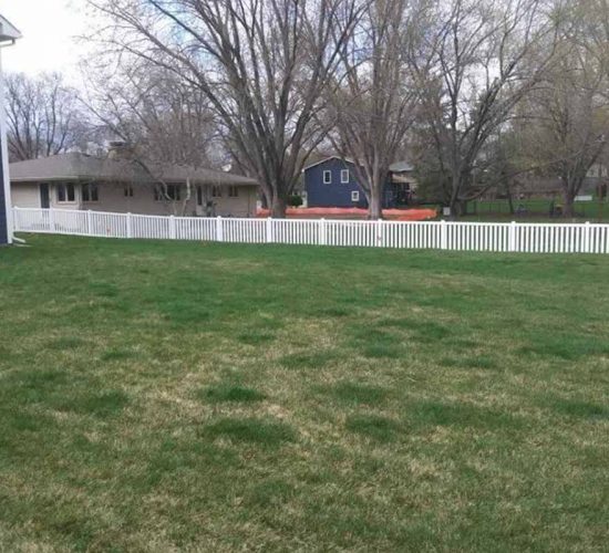 Whitew Vinyl Framed Picket Fence Mn