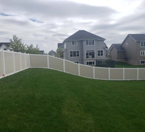 Two Tone Vinyl Privacy Fence Mn 14