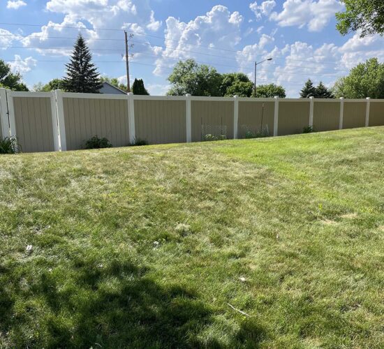 Two Tone Vinyl Privacy Fence Mn 21