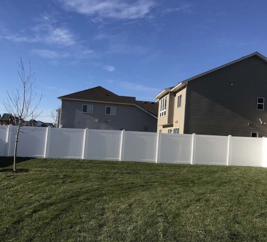 White Vinyl Privacy Fence Minnesota 14