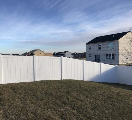 White Vinyl Privacy Fence Minnesota 16